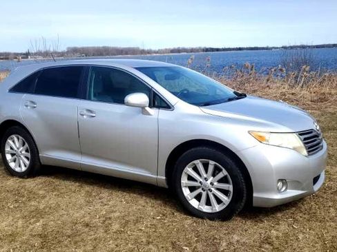 Used 2012 Toyota Venza LE image 4