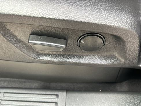 Used 2023 Ford Ranger XLT w/ Equipment Group 302A High image 17