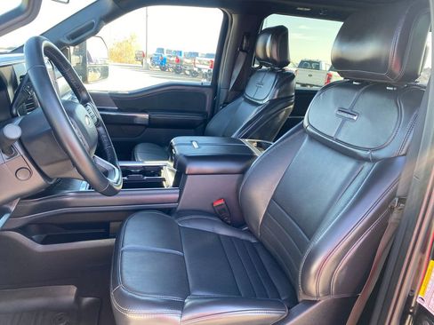 Used 2025 Ford F250 Platinum image 9