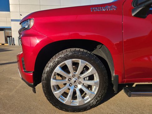 Used 2019 Chevrolet Silverado 1500 High Country image 9