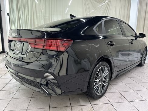 Used 2023 Kia Forte GT-Line w/ GT-Line Technology Package FWD image 5