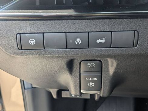 Used 2025 Nissan Murano SL w/ Cargo Package AWD/4WD image 16