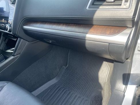 Used 2019 Subaru Outback 2.5i Limited AWD/4WD image 35