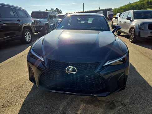 Used 2022 Lexus IS 500 RWD image 2