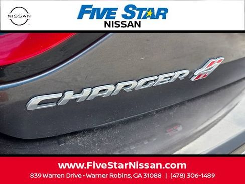 Used 2022 Dodge Charger SXT w/ Plus Group AWD/4WD image 11
