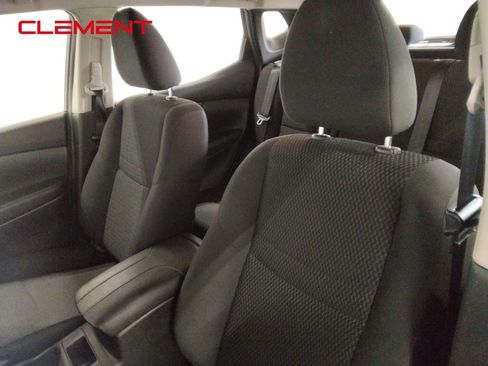 Used 2019 Nissan Rogue Sport S image 28