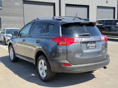 Used 2013 Toyota RAV4 XLE AWD/4WD image 5