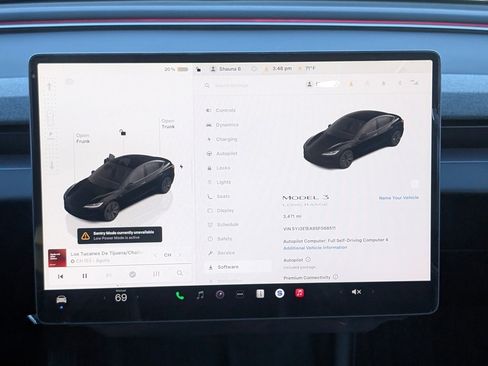 Used 2025 Tesla Model 3 image 17