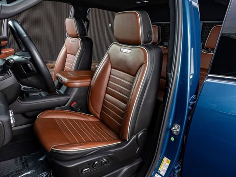 Used 2024 GMC Sierra 2500 Denali Ultimate image 27