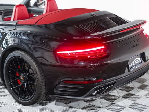 Used 2019 Porsche 911 Turbo AWD/4WD image 19