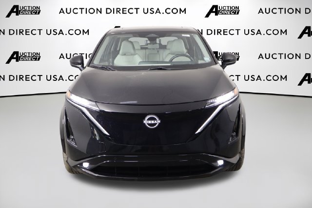 Used 2023 Nissan Ariya AWD image 2