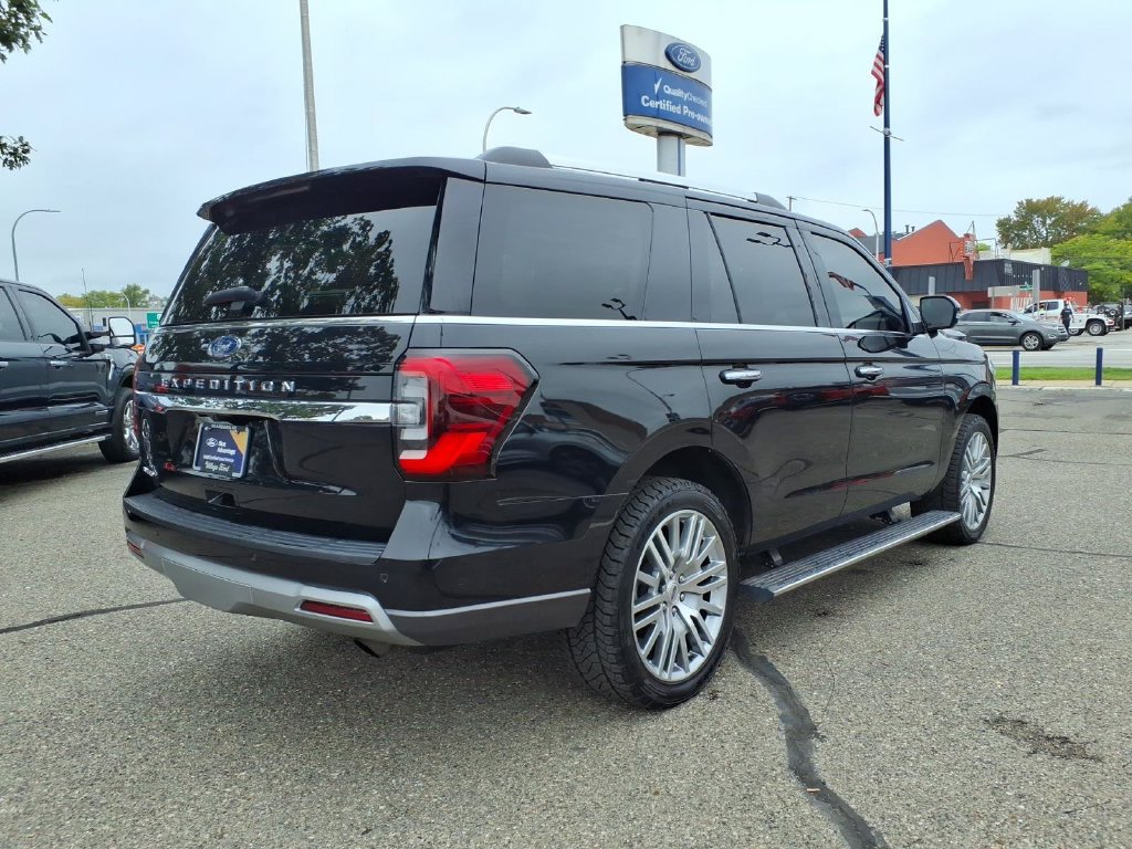 Certified 2023 Ford Expedition Limited AWD/4WD image 6