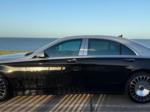 Used 2020 Mercedes-Benz S 560 Sedan image 8