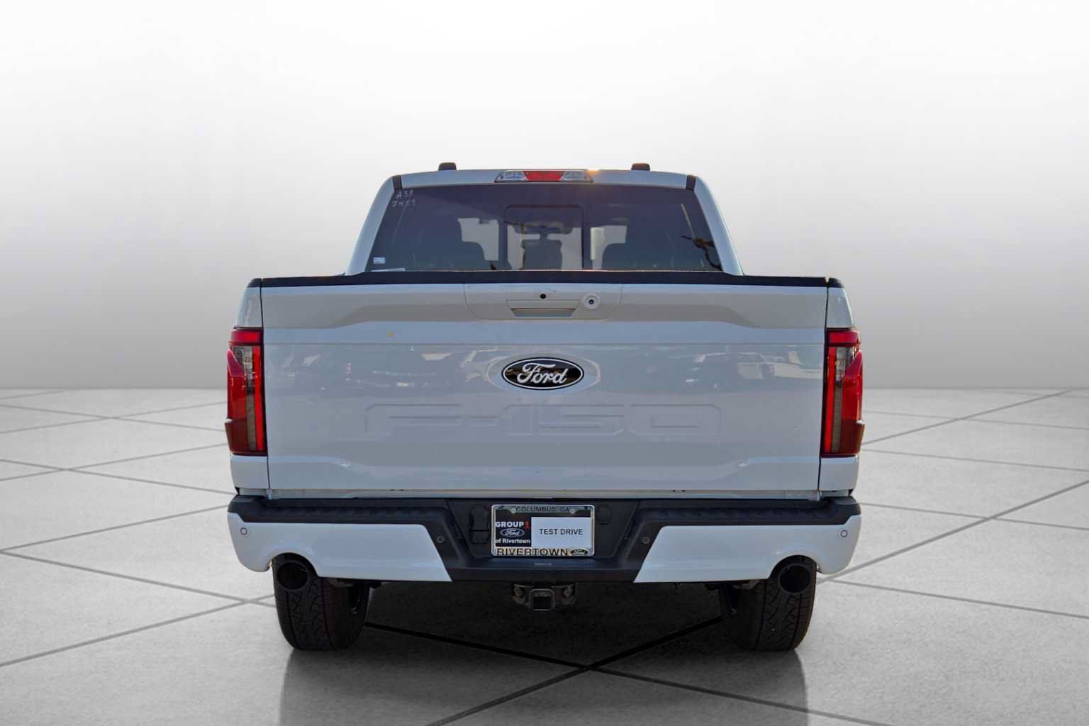 New 2026 Ford F150 XLT w/ Equipment Group 302A MID AWD/4WD image 4