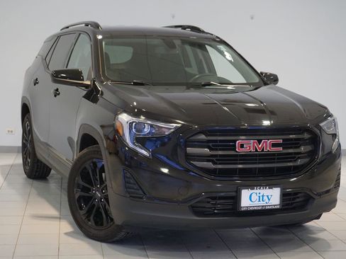 Used 2019 GMC Terrain SLE w/ Driver Convenience Package image 4