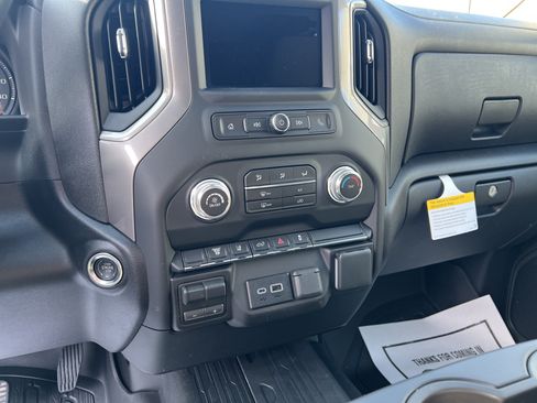 New 2026 GMC Sierra 2500 Pro AWD/4WD image 8