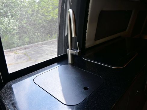Used 2020 Mercedes-Benz Sprinter 3500 image 29