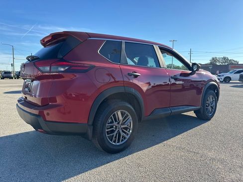 New 2026 Nissan Rogue S image 6