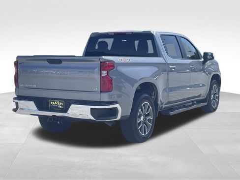 Used 2023 Chevrolet Silverado 1500 LT AWD/4WD image 3
