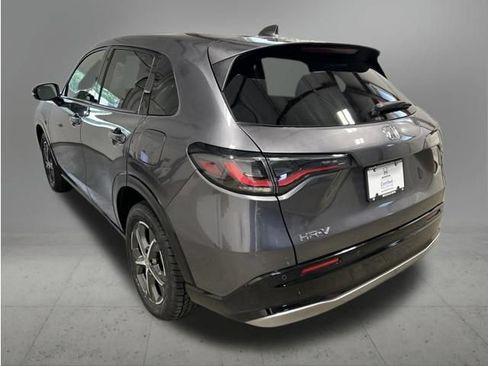 Certified 2024 Honda HR-V EX-L image 4
