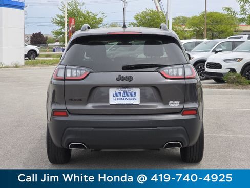 Used 2020 Jeep Cherokee Latitude Plus AWD/4WD image 16