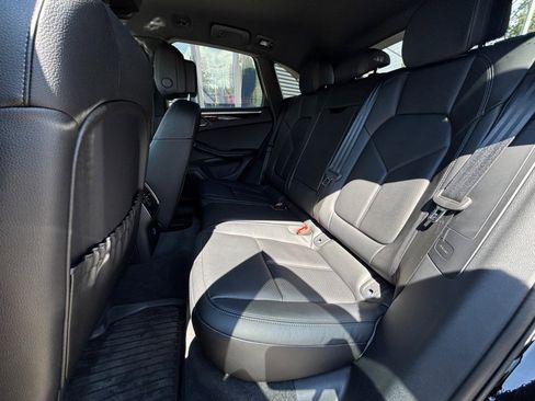 Certified 2024 Porsche Macan image 20