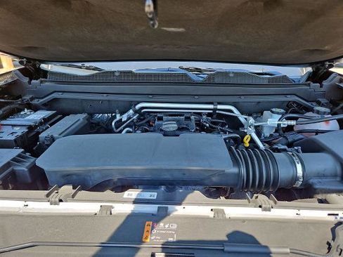 New 2026 GMC Canyon Elevation w/ Convenience Package image 60