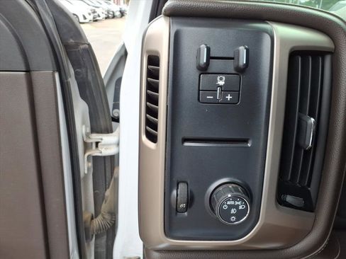 Used 2018 GMC Sierra 2500 Denali w/ Duramax Plus Package image 13