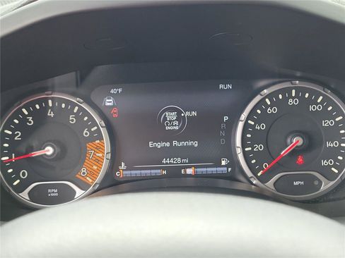 Used 2022 Jeep Renegade Latitude AWD/4WD image 24