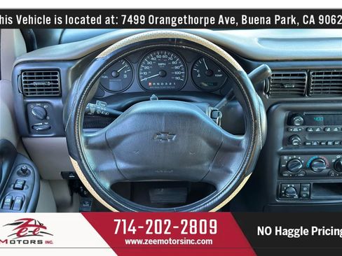 Used 2004 Chevrolet Venture LS w/ Easy Order Package image 16