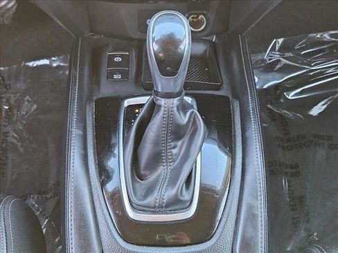 Used 2019 Nissan Rogue SL image 11