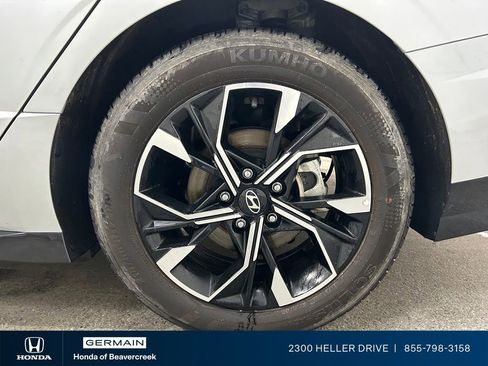 Used 2025 Hyundai Sonata SEL image 14