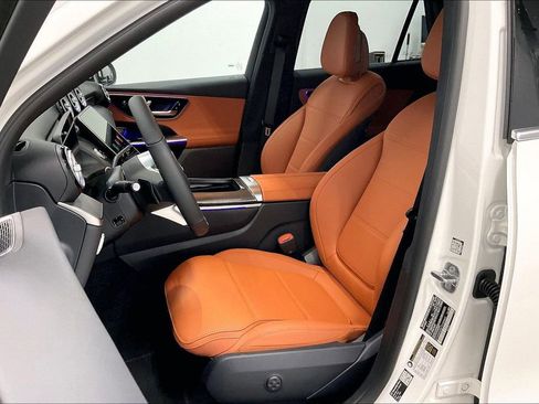 New 2026 Mercedes-Benz GLC 300 image 9