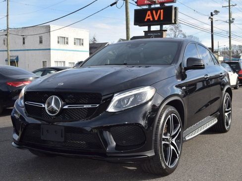 Used 2019 Mercedes-Benz GLE 43 AMG 4MATIC w/ Premium 3 Package image 4