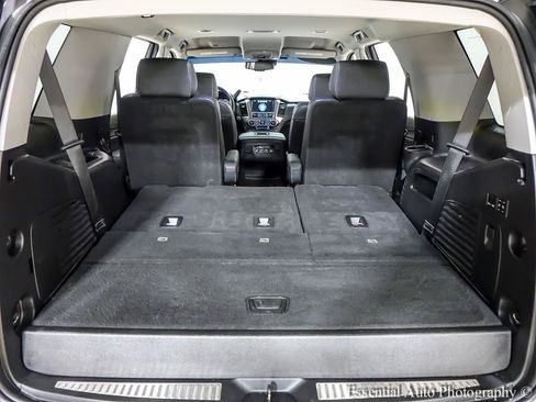 Used 2019 Chevrolet Tahoe LT w/ RST Edition AWD/4WD image 29