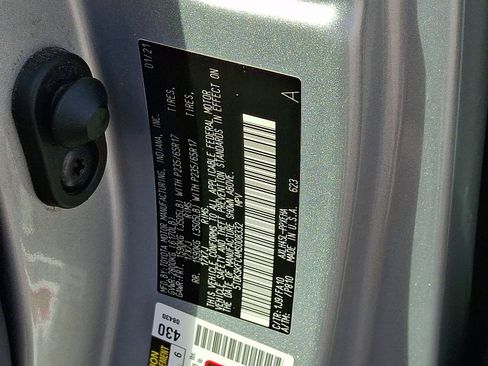 Used 2021 Toyota Sienna LE AWD/4WD image 27