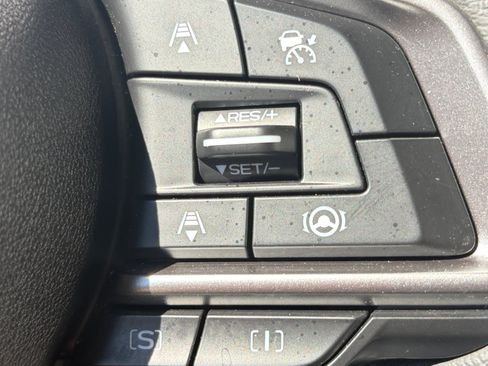 Used 2024 Subaru Forester Premium AWD/4WD image 18