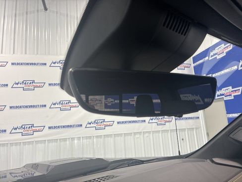 Used 2023 Chevrolet Silverado 1500 ZR2 w/ Technology Package AWD/4WD image 29
