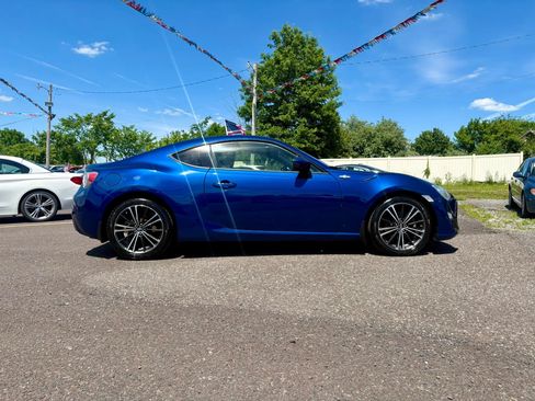 Used 2013 Scion FR-S RWD image 6