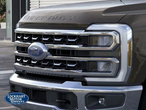 New 2025 Ford F250 Lariat w/ Lariat Ultimate Package image 17