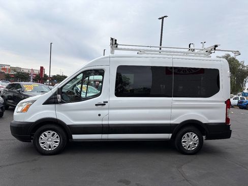 Used 2019 Ford Transit 150 XLT image 4