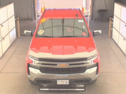 Used 2019 Chevrolet Silverado 1500 LT w/ All-Star Edition image 2