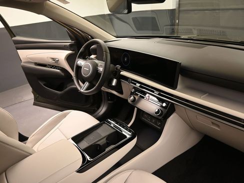 New 2026 Hyundai Tucson Limited image 12