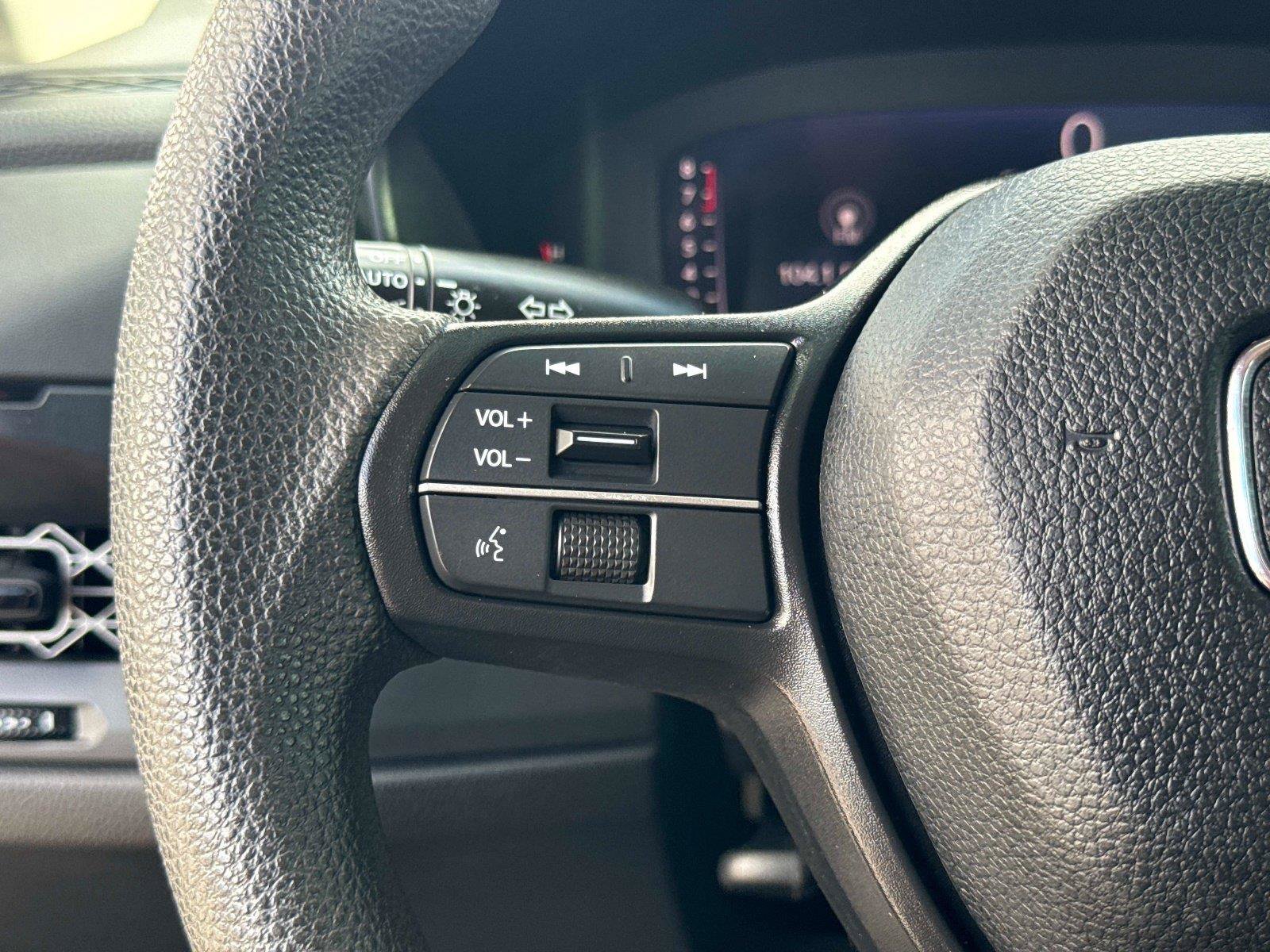 Certified 2024 Honda Accord LX image 28
