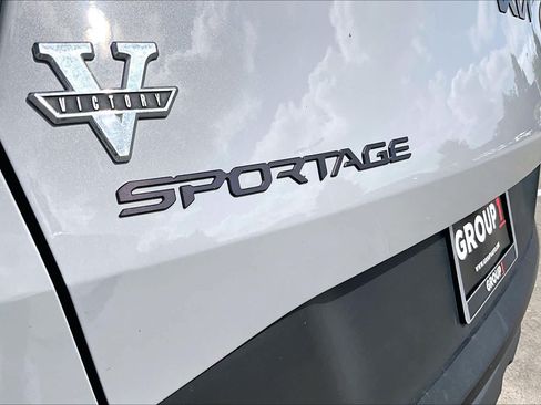 Used 2025 Kia Sportage X-Line w/ Premium Package AWD/4WD image 29