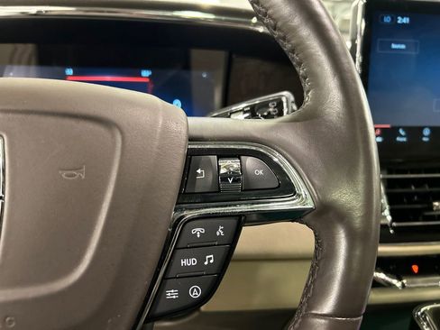 Used 2022 Lincoln Navigator L Reserve AWD/4WD image 13