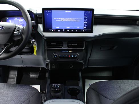 New 2025 Ford Maverick XL w/ Equipment Group 101A image 18