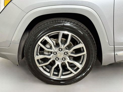 Used 2023 GMC Terrain Denali AWD/4WD image 31