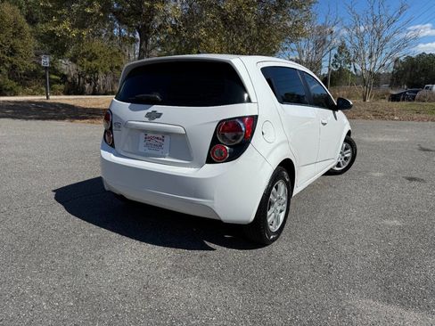 Used 2014 Chevrolet Sonic LT image 35