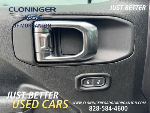 Used 2025 Jeep Wrangler Sport image 20